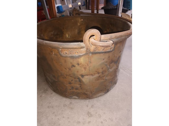 Lot 65 - grote koperen ketel - afbeelding 3 van  3