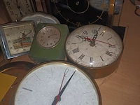 Lot 65 - horloges en klokken. 9 stuks - afbeelding 2 van  5
