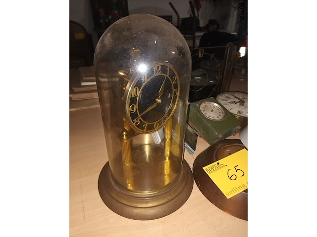 Lot 65 - horloges en klokken. 9 stuks - afbeelding 5 van  5