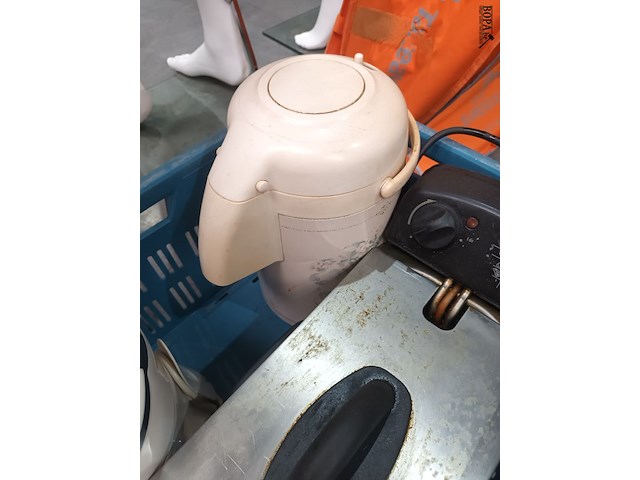 Lot 65 - keukentoestellen. 4 stuks - afbeelding 3 van  4