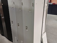 Lot 65 - lockerkast - afbeelding 1 van  2