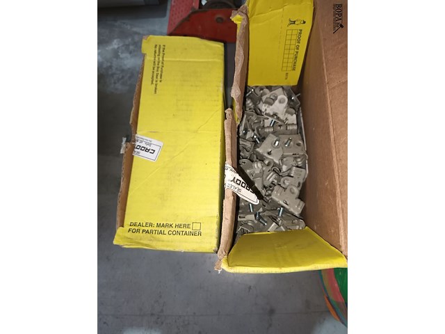 Lot 65 - lot bevestigingsmateriaal - afbeelding 3 van  5