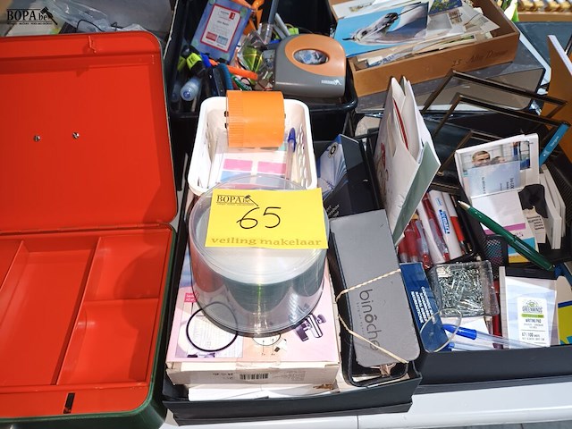 Lot 65 - lot kantoormateriaal - afbeelding 6 van  6