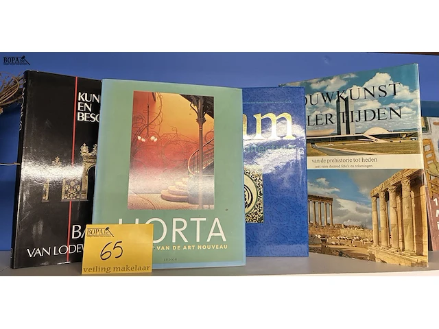 Lot 65 - lot kunst- en architectuurboeken - 4 stuks - afbeelding 1 van  6