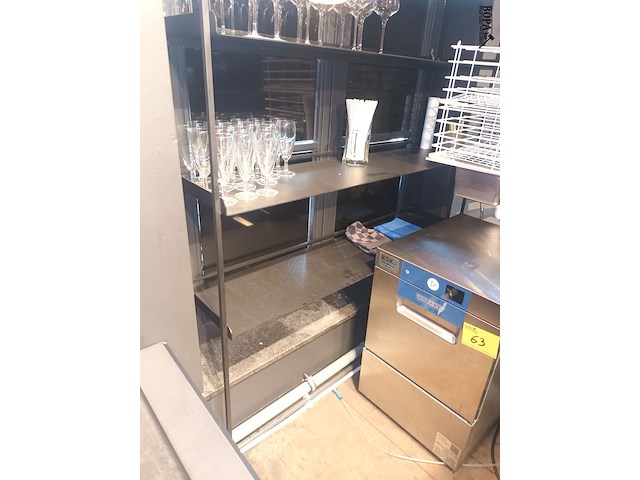 Lot 65 - metalen rek - afbeelding 2 van  2