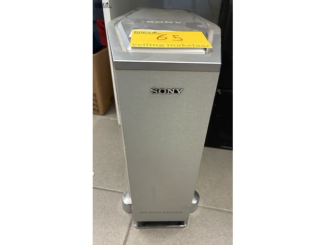 Lot 65 - sony bass reflex subwoofer - afbeelding 1 van  3