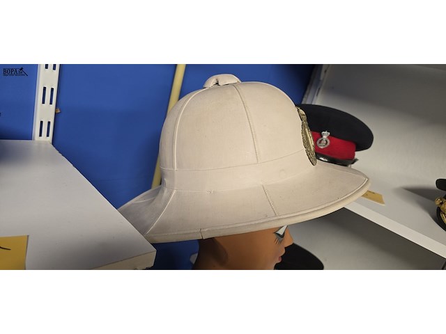 Lot 65 - trinidad 1 kepie (zonder hoofd) - afbeelding 3 van  3