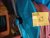Lot 65 - tuinslang gardena op haspel - afbeelding 2 van  2