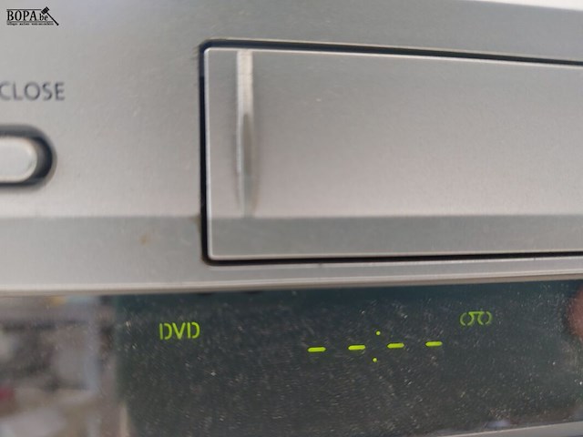 Lot 65 - videorecorder samsung sv-dvd640 - afbeelding 2 van  3