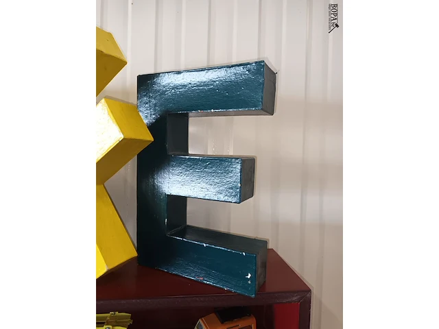 Lot 65 - vintage letters. 4 stuks - afbeelding 4 van  4