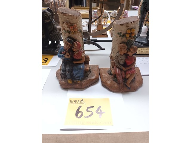 Lot 654 - koppel boekensteunen - afbeelding 1 van  4