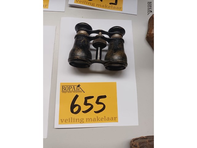 Lot 655 - antieke toneelkijker - afbeelding 1 van  3
