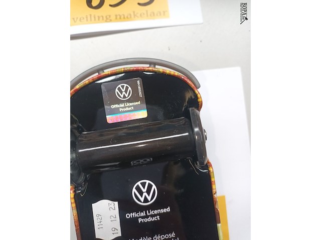 Lot 658 - blikken doos vw busje - afbeelding 4 van  4