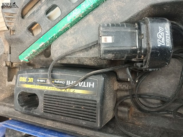 Lot 66 - accu tacker hitachi - afbeelding 4 van  5