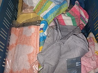 Lot 66 - badhanddoeken en tafellinnen - afbeelding 4 van  4