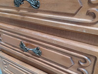 Lot 66 - brocante ladekast en nachtkast eikenhout - afbeelding 2 van  5