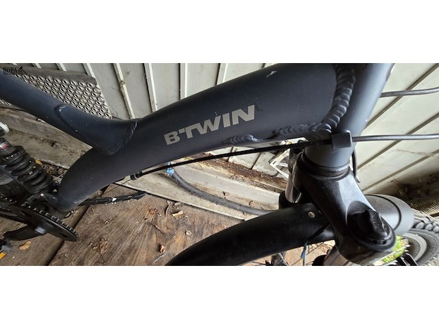 Lot 66 - elektrische fiets b twin zonder batterij en lader - afbeelding 2 van  6