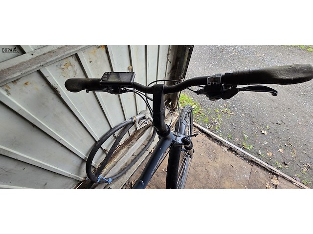 Lot 66 - elektrische fiets b twin zonder batterij en lader - afbeelding 4 van  6