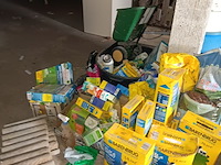 Lot 66 - graszaden en bemesting - afbeelding 1 van  7