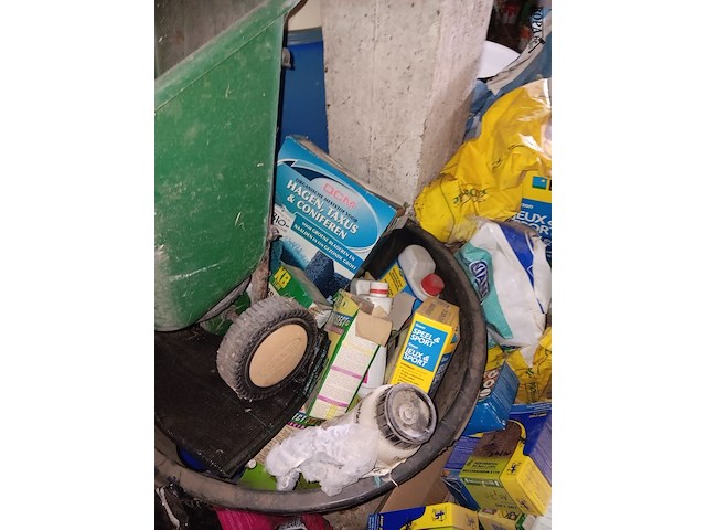 Lot 66 - graszaden en bemesting - afbeelding 6 van  7