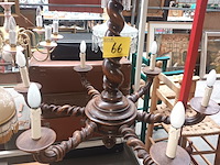 Lot 66 - houten luster - afbeelding 1 van  3