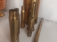 Lot 66 - kogelhulzen en obus. 7 stuks - afbeelding 2 van  4