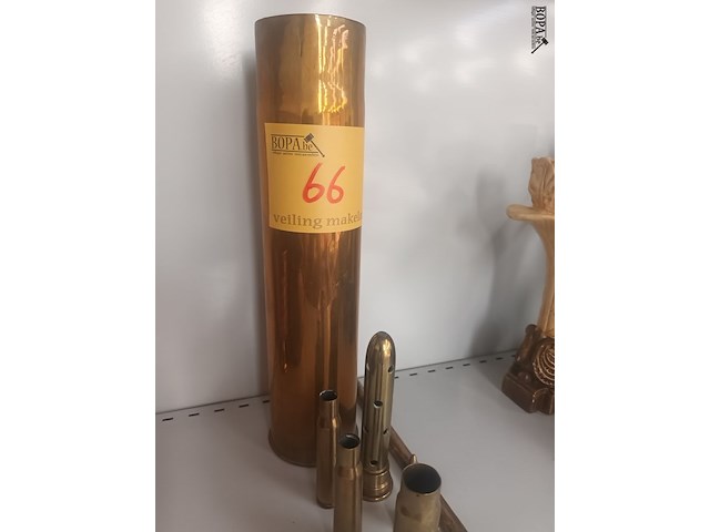 Lot 66 - kogelhulzen en obus. 7 stuks - afbeelding 3 van  4