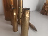 Lot 66 - kogelhulzen en obus. 7 stuks - afbeelding 4 van  4