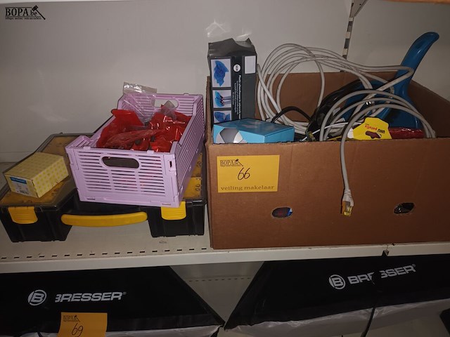 Lot 66 - lot diversen - afbeelding 1 van  8