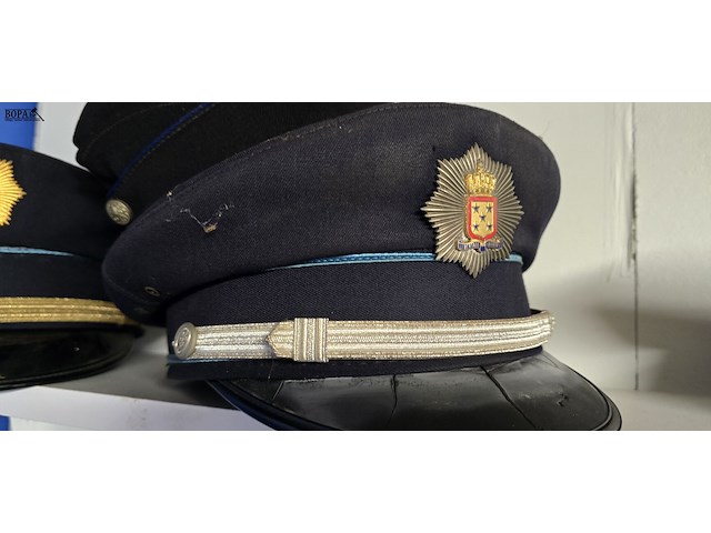 Lot 66 - nederlands antillen 3 kepies - afbeelding 3 van  4