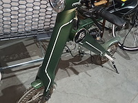 Lot 66 - opvouwbare elektrische scooter - afbeelding 2 van  7