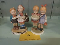 Lot 66 - oude beeldjes. 2 stuks