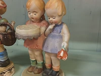 Lot 66 - oude beeldjes. 2 stuks - afbeelding 2 van  4