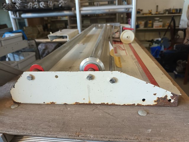 Lot 66 - snijmachine voor behangpapier - afbeelding 5 van  8