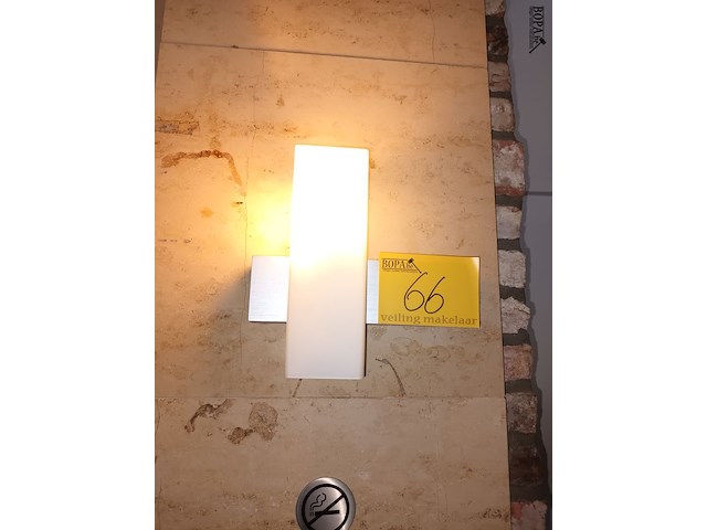 Lot 66 - wandverlichting. 2 stuks - afbeelding 1 van  3