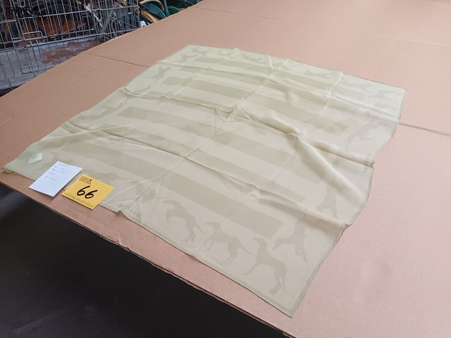 Lot 66 - zijden sjaal trussardi - afbeelding 2 van  3