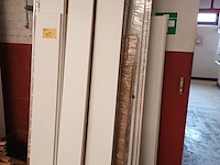 Lot 665 - lot onderdelen van meubels - afbeelding 1 van  4