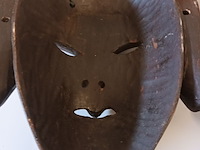 Lot 67 - afrikaans masker - afbeelding 3 van  4