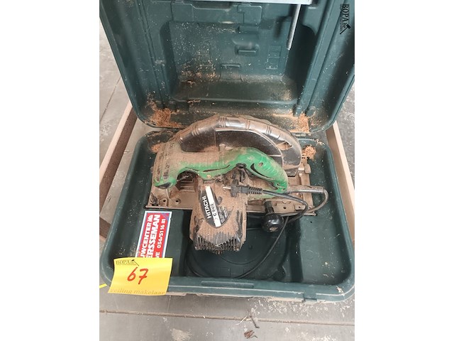 Lot 67 - cirkelzaag hitachi - afbeelding 1 van  4