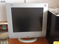 Lot 67 - desktop pc en scherm - afbeelding 2 van  3