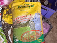 Lot 67 - diverse soorten bemesting - afbeelding 3 van  5