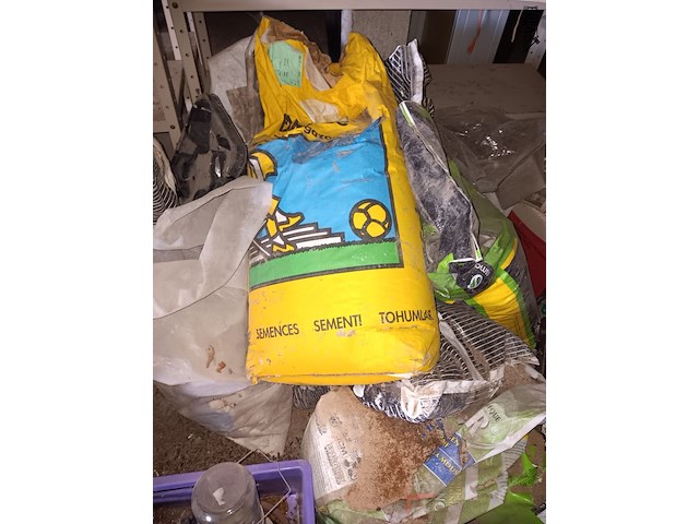 Lot 67 - diverse soorten bemesting - afbeelding 5 van  5