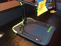 Lot 67 - gravity verstelbare standaard - afbeelding 3 van  3