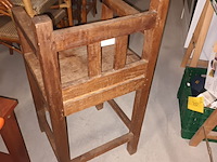 Lot 67 - houten brutalistische stoel - afbeelding 3 van  3