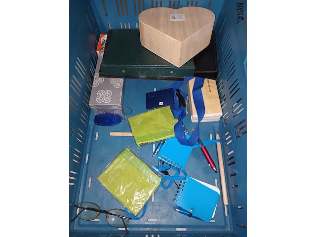 Lot 67 - kantoormateriaal en portefeuilles - afbeelding 2 van  5