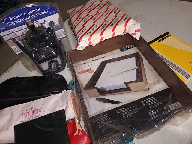 Lot 67 - kantoormateriaal en portefeuilles - afbeelding 3 van  5