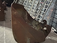 Lot 67 - kraanbak - afbeelding 3 van  3