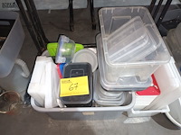 Lot 67 - kunststof bakken en dozen - afbeelding 1 van  5