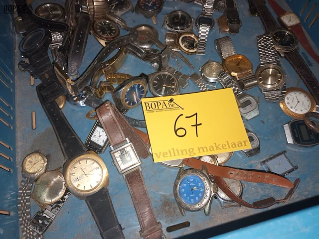 Lot 67 - lot polshorloges - afbeelding 3 van  5