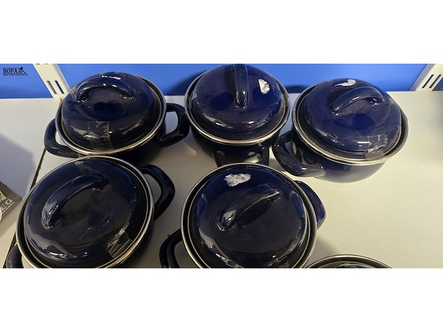 Lot 67 - metalen mini kommetjes met deksel 7 stuks - afbeelding 2 van  4